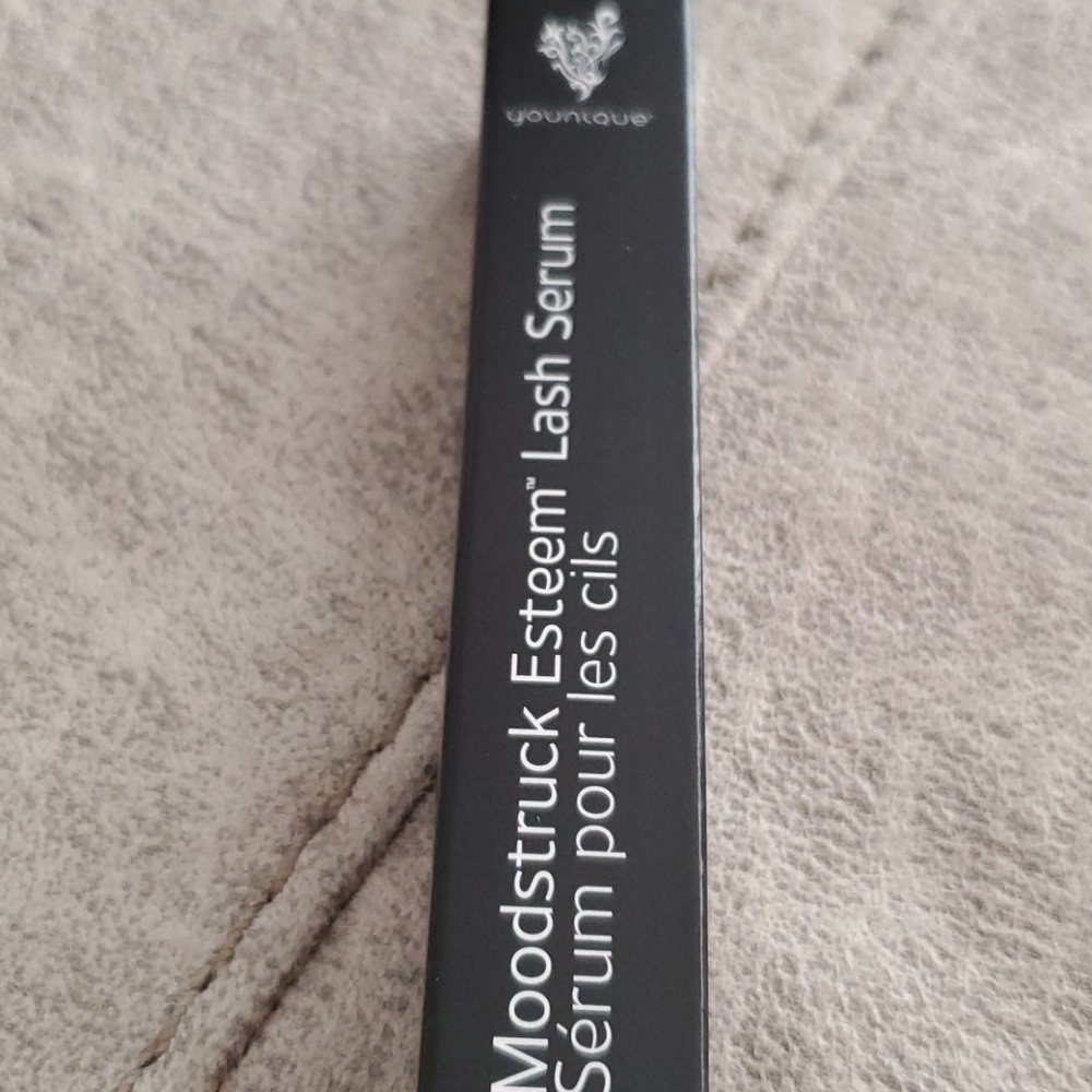 Younique Esteem Lash Serum